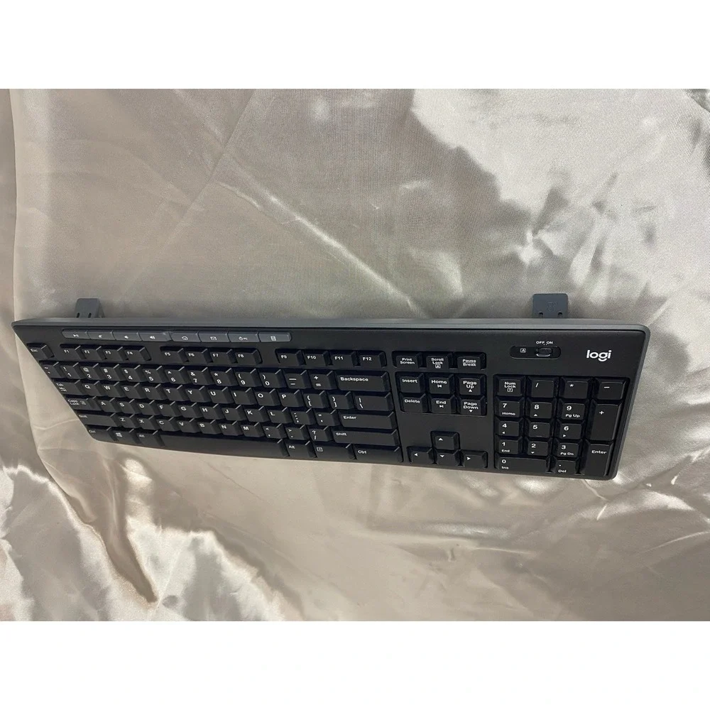 Logitech K270 Wireless Keyboard Untested FOR PARTS- No USB Receiver